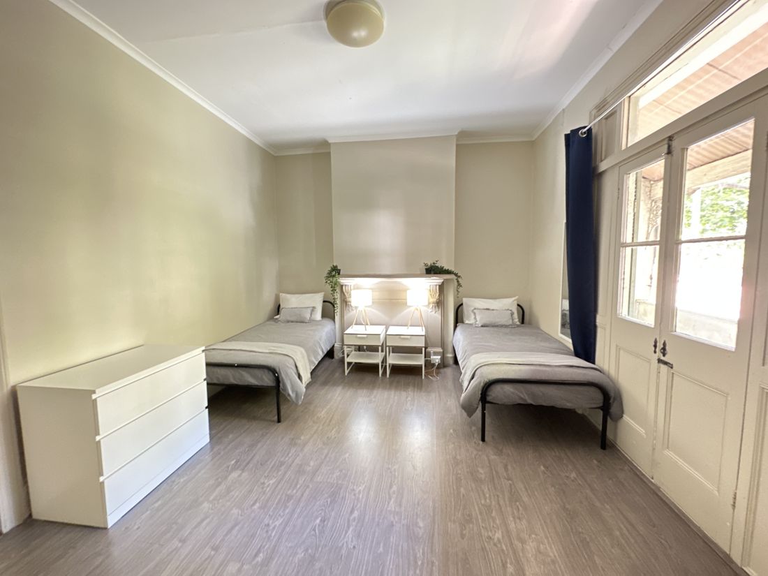 Twin room with two single beds